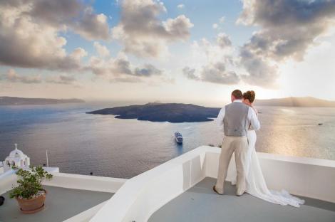  . Photo credits: Aressana Spa Hotel and Suites Fira, Santorini.