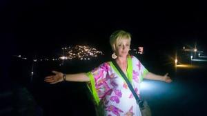 με θέα το κάστρο