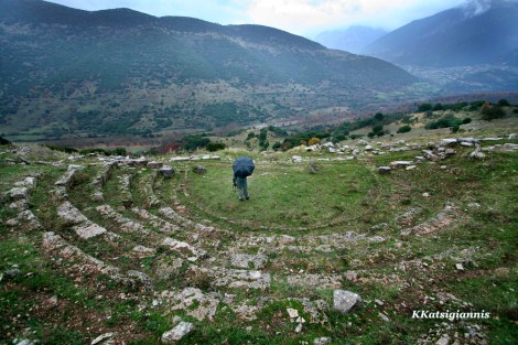  Εξαιρετικό ταξίδι, καθώς ένιωθα ότι ανακάλυπτα ένα τόπο, ήταν στον Ερύμανθο με σημαντικό «εύρημα» το αρχαίο θέατρο του Λεοντίου που λίγοι γνωρίζουν 