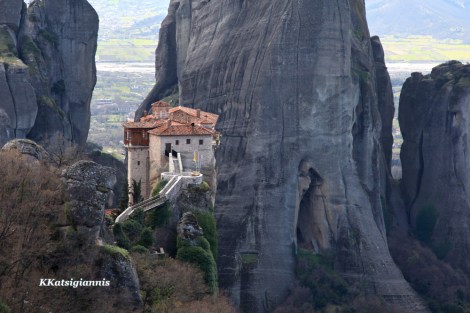 Δεν χρειάζεται να είναι κάποιος θρησκόληπτος για να θαυμάσει το μεγαλείο των Μετεώρων